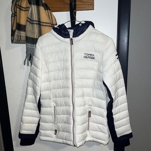 white tommy hilfiger puffer jacket